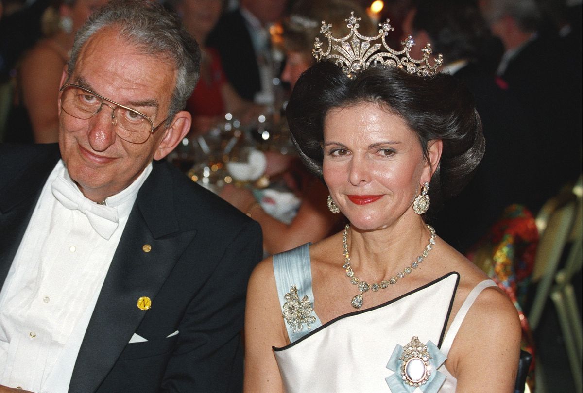 Martin Rodbell (medicine) and Queen Silvia at the Nobel banquet in 1994