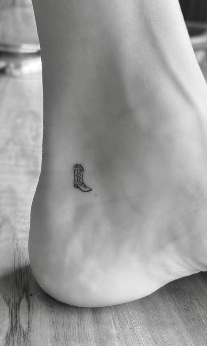 Cowgirl Boot (August 2022)