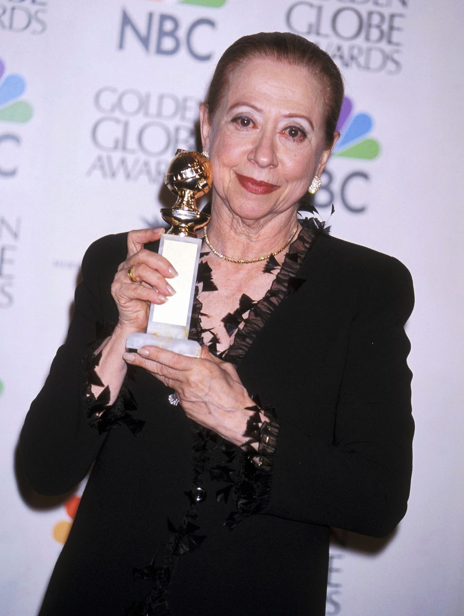 Actress Fernanda Montenegro attends the 56th Annual Golden Globe Awards on January 24, 1999.