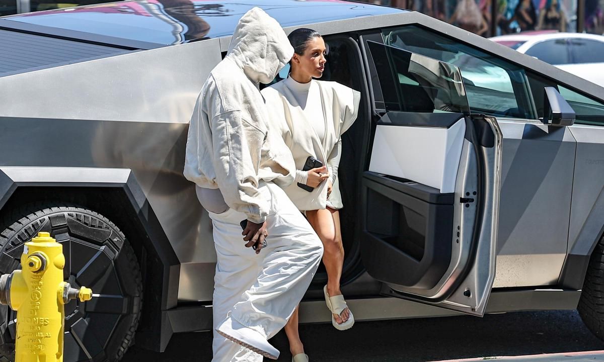 EXC Kanye West, Bianca Censori