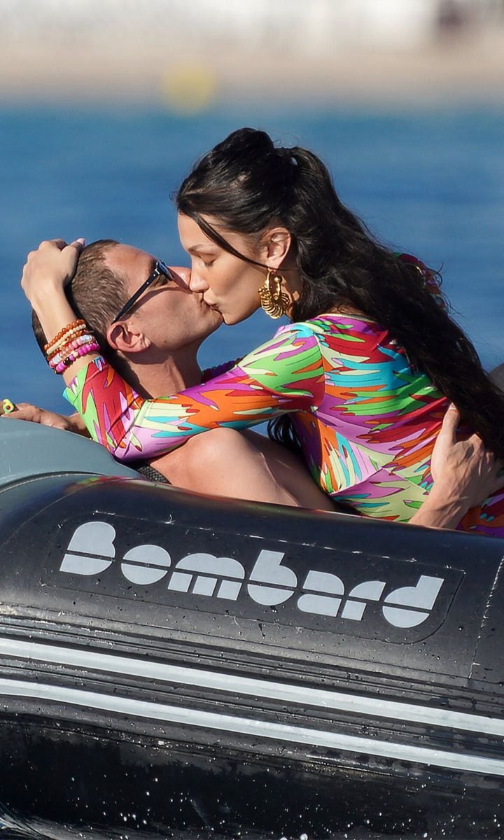 Bella Hadid and boyfriend on boat