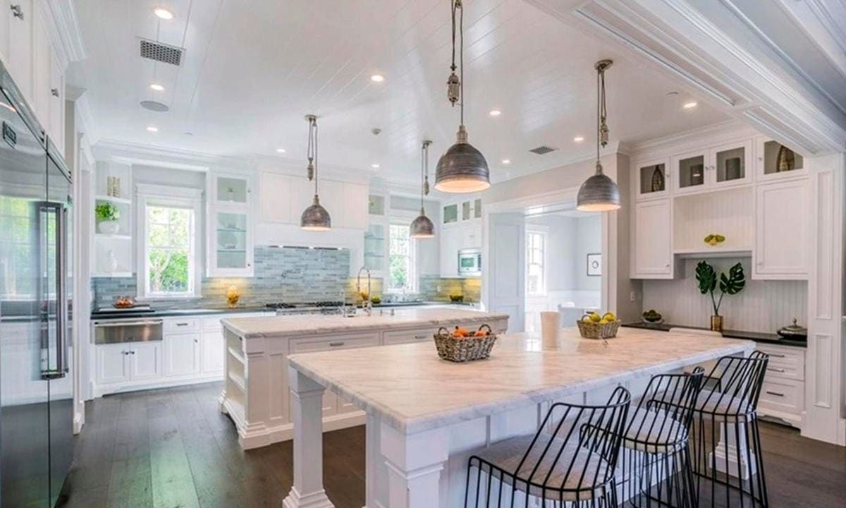 Nick Lachey's kitchen