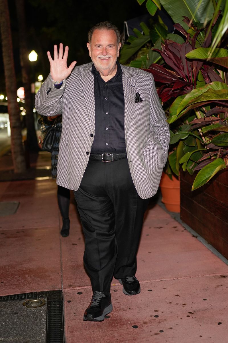 For Raúl de Molina, this marks the first time in his long career that he has faced such restrictions, particularly on a subject as significant as immigration