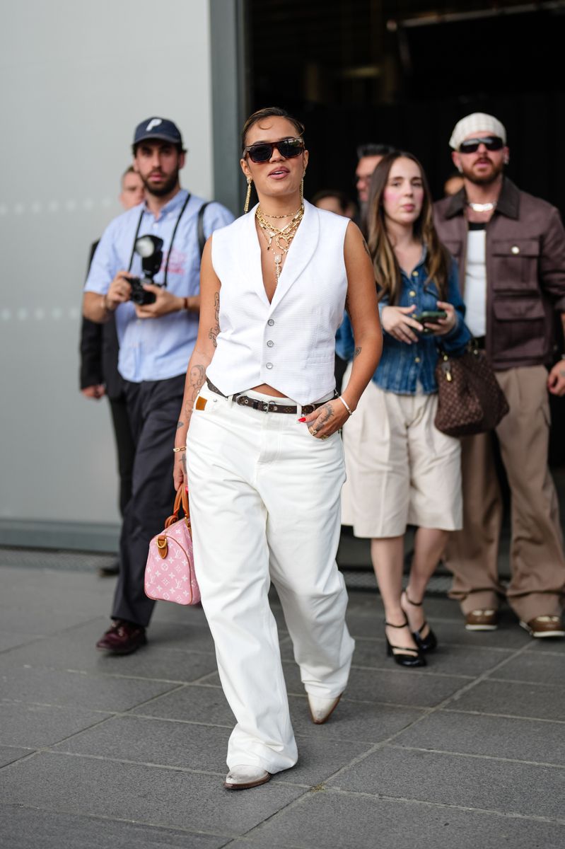  Karol G outside Louis Vuitton, during Paris Fashion Week - Menswear Spring/Summer 2026, on June 24, 2025 in Paris, France (Photo by Edward Berthelot/Getty Images)