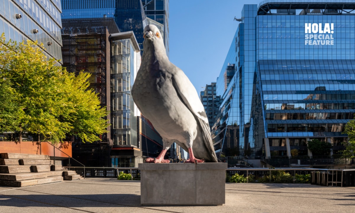 Iván Argote, ‘Dinosaur’, 2024. A High Line Plinth commission. On view October 2024–Spring 2026. (Image: Courtesy Iván Argote)