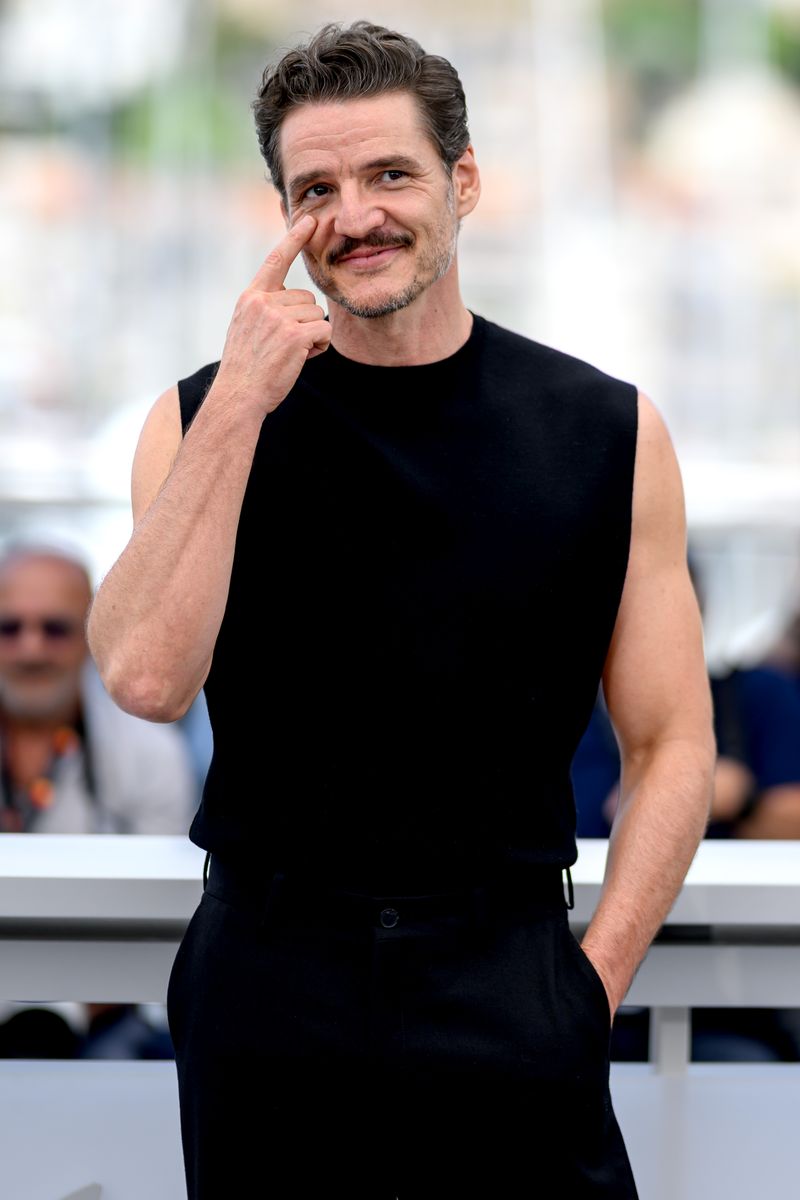  Pedro Pascal during the "Eddington" photocall at the 78th annual Cannes Film Festival at Palais des Festivals on May 17, 2025 in Cannes, France. (Photo by Lionel Hahn/Getty Images)