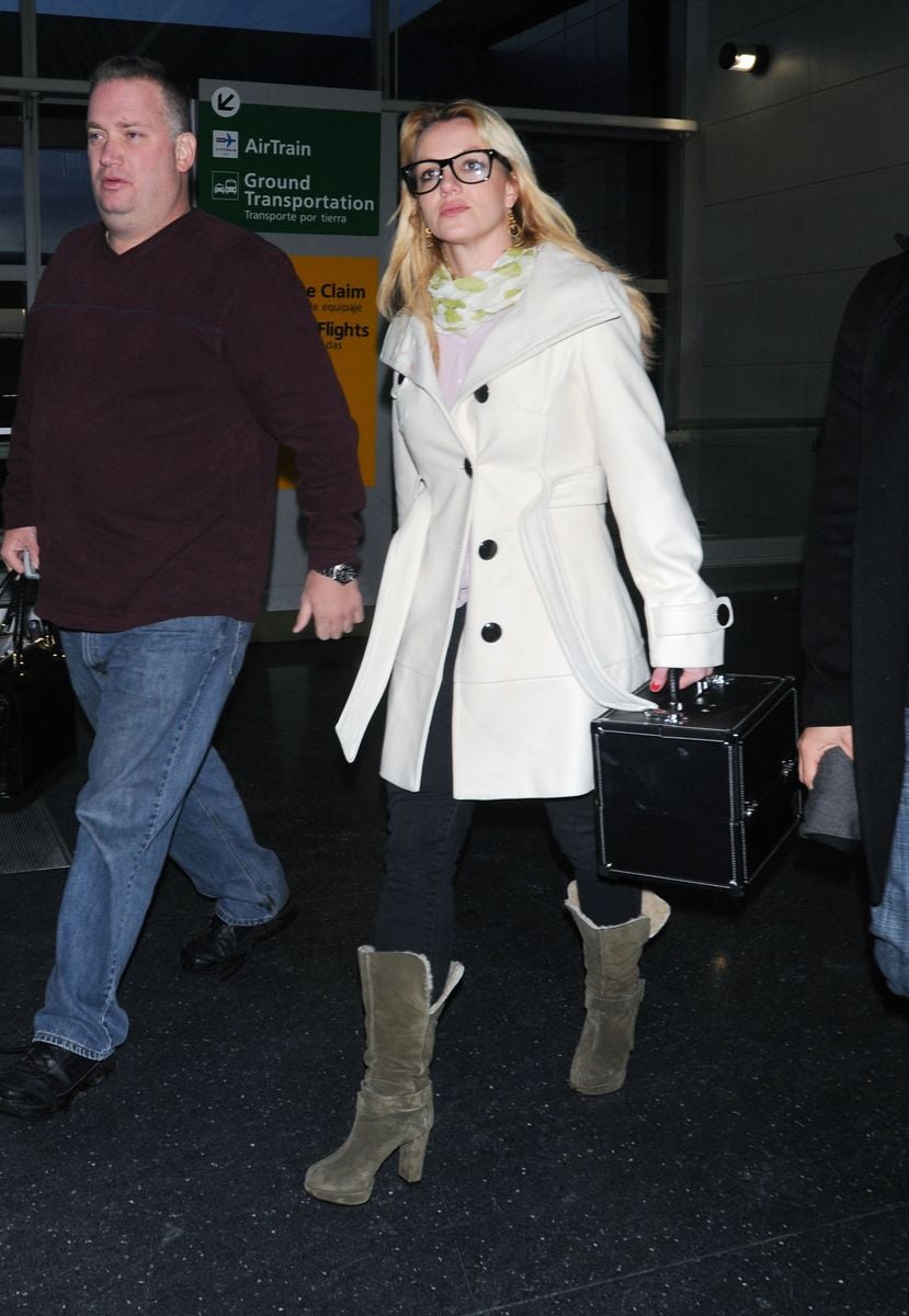 Britney Spears arrives at JFK 