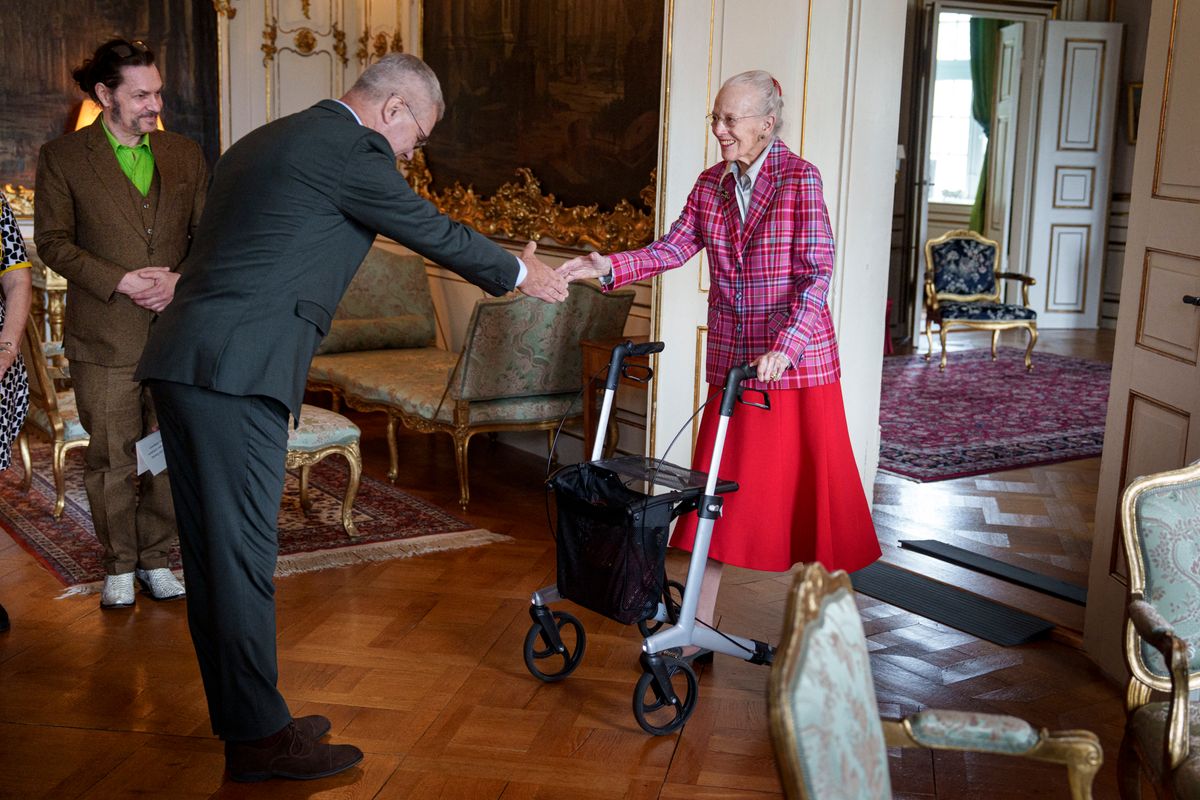 Queen Margrethe arriving at the awarding of the "Prince Henrik Prize"