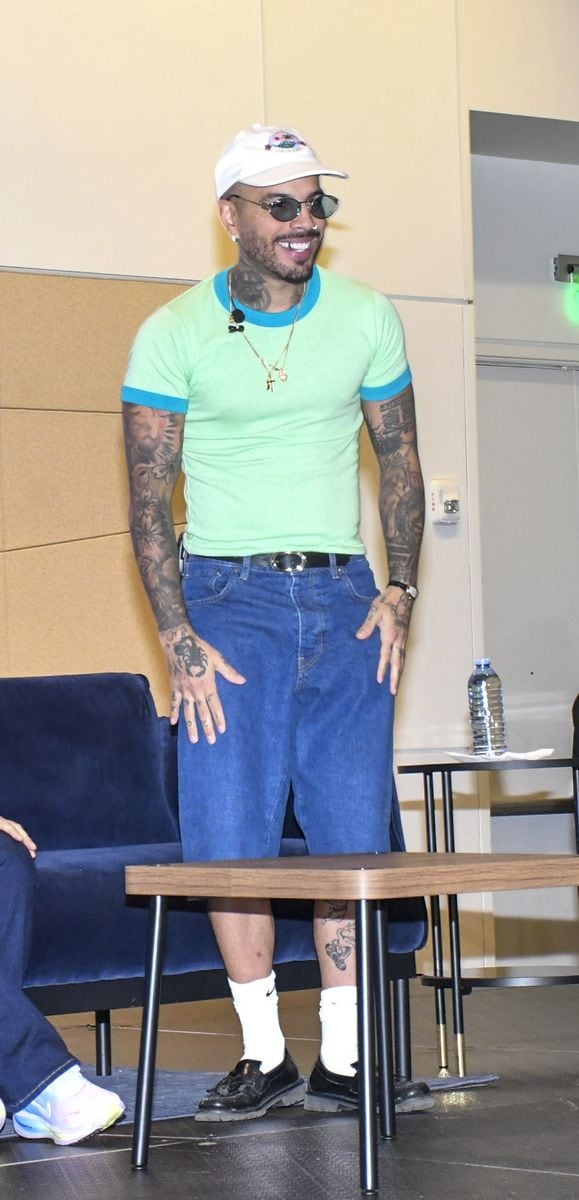 Rauw Alejandro celebrated his annual Three Kings Day tradition by giving gifts to thousands of children.