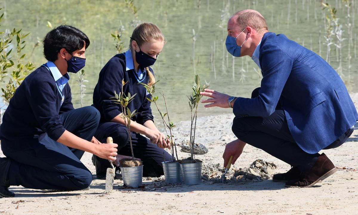 TOPSHOT-UAE-BRITAIN-ROYALS-DIPLOMACY