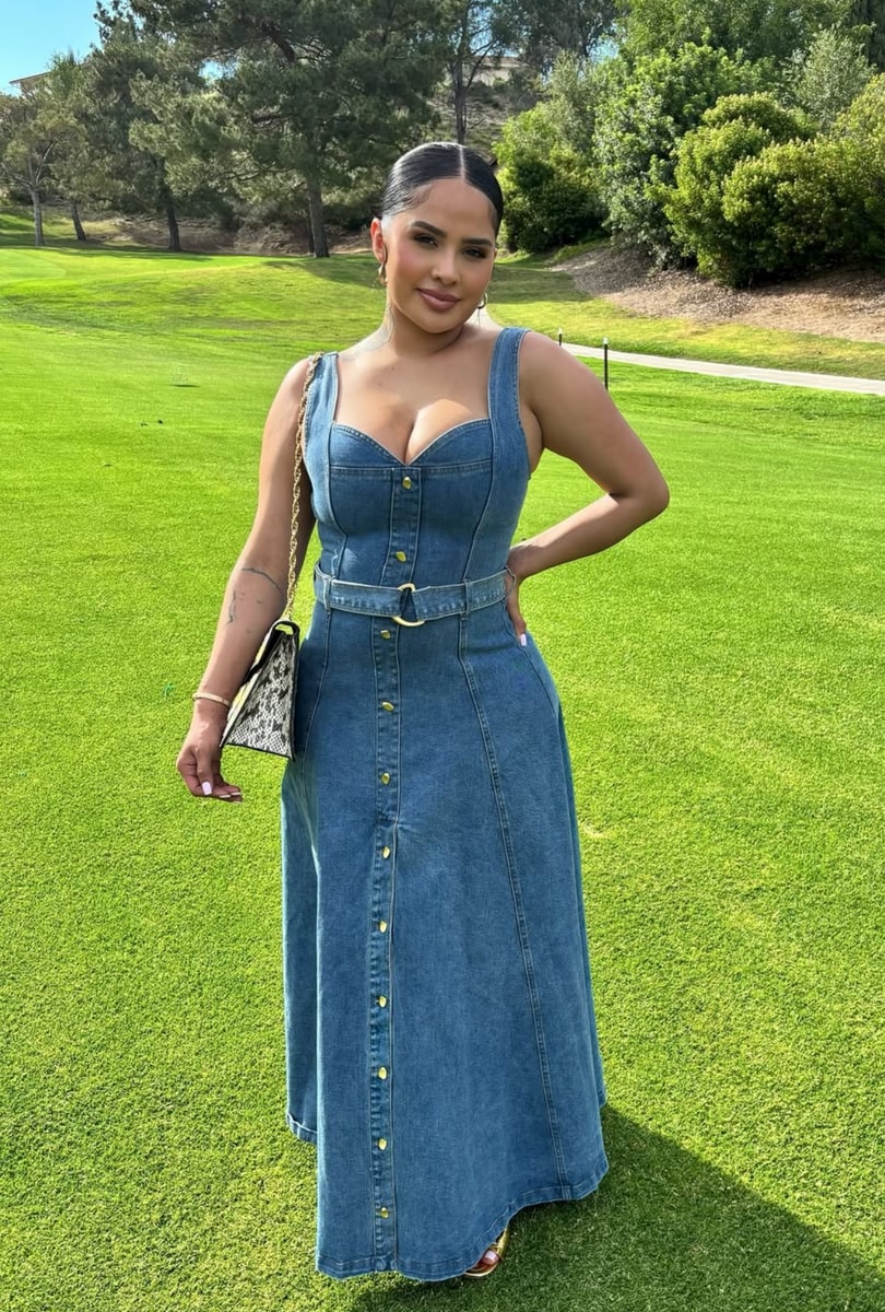 Lopera filed the paternity suit in Los Angeles last December, months before giving birth.