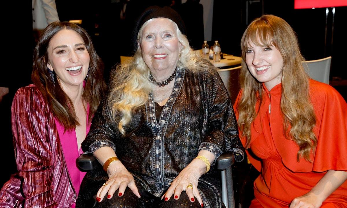 MusiCares Person of the Year Tribute to Joni Mitchell - Inside