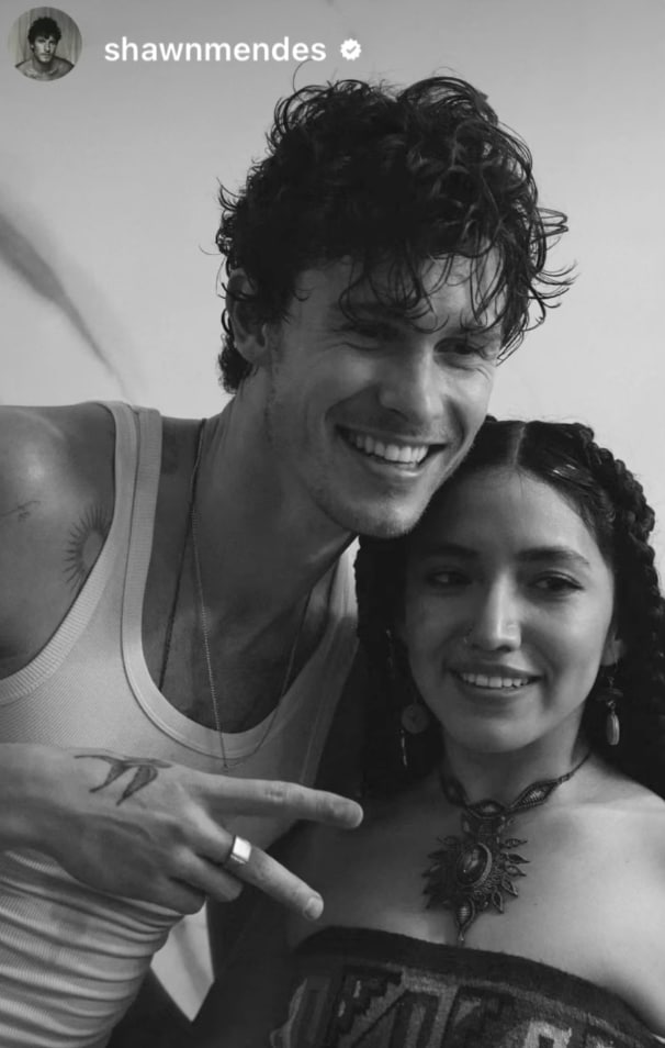  Renata Flores and Shawn Mendes in Peru