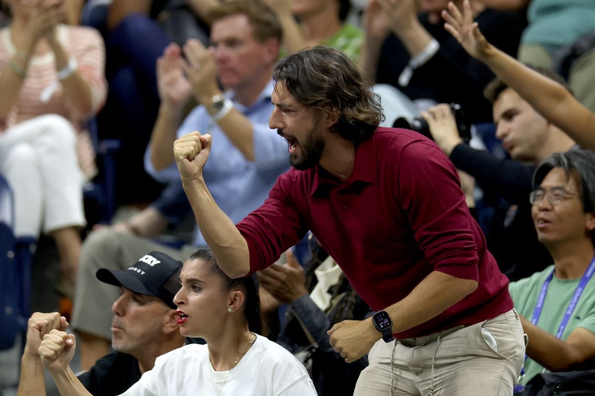 Andrea Preti, fiance to Venus Williams, reacts after a point against Karolina Muchova of Czech Republic during their Women's Singles First Round match on Day Two of the 2025 US Open 