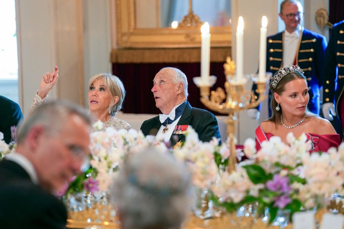 (LtoR) The French president's wife Brigitte Macron gestures next to King Harald V of Norway and Princess Ingrid Alexandra of Norway during the gala dinner in honour of the French President and his wife at the Royal Palace in Oslo on June 23, 2025, as part of the president's state visit to Norway. (Photo by Javad Parsa / various sources / AFP) / Norway OUT (Photo by JAVAD PARSA/NTB/POOL/AFP via Getty Images)          