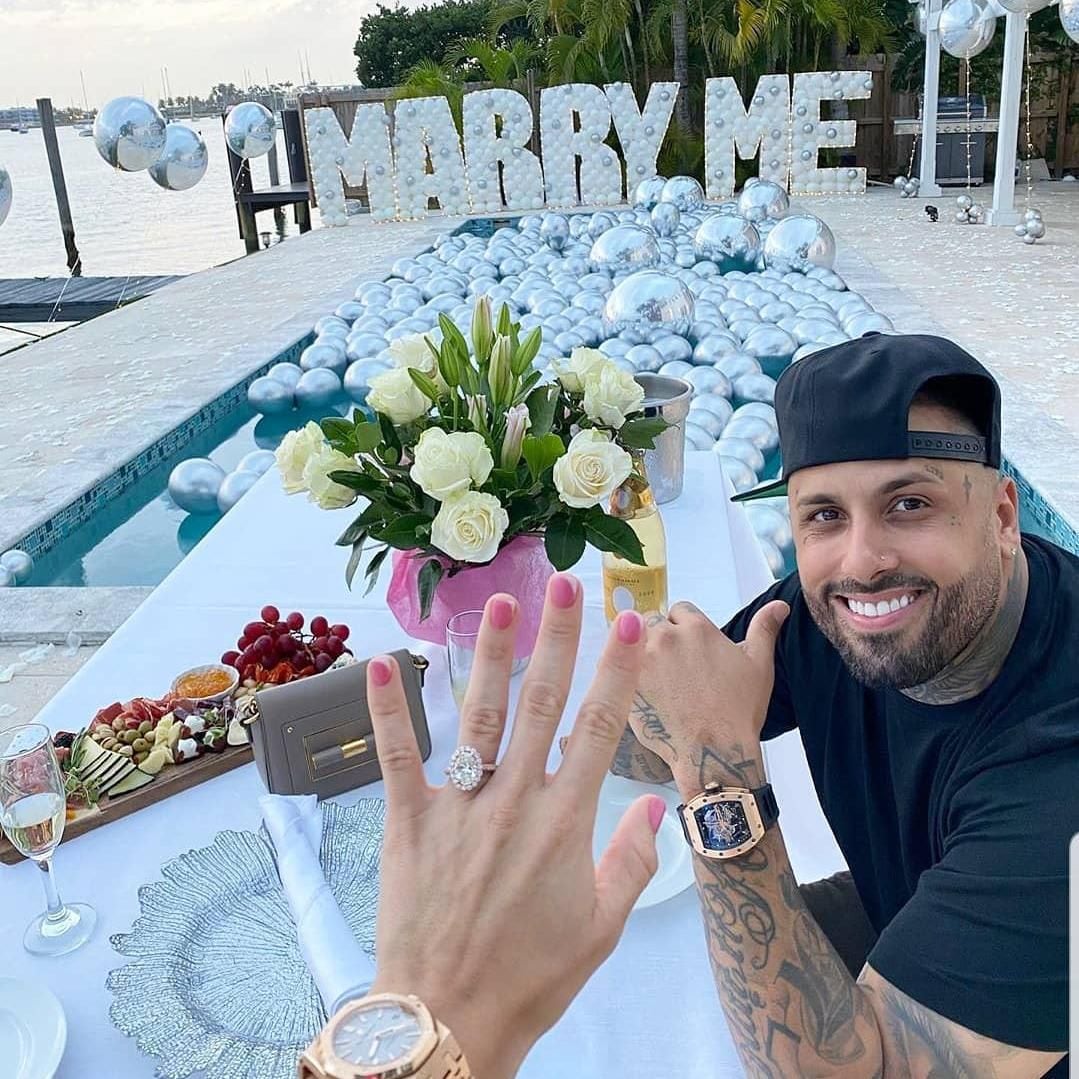 nicky jam proposes