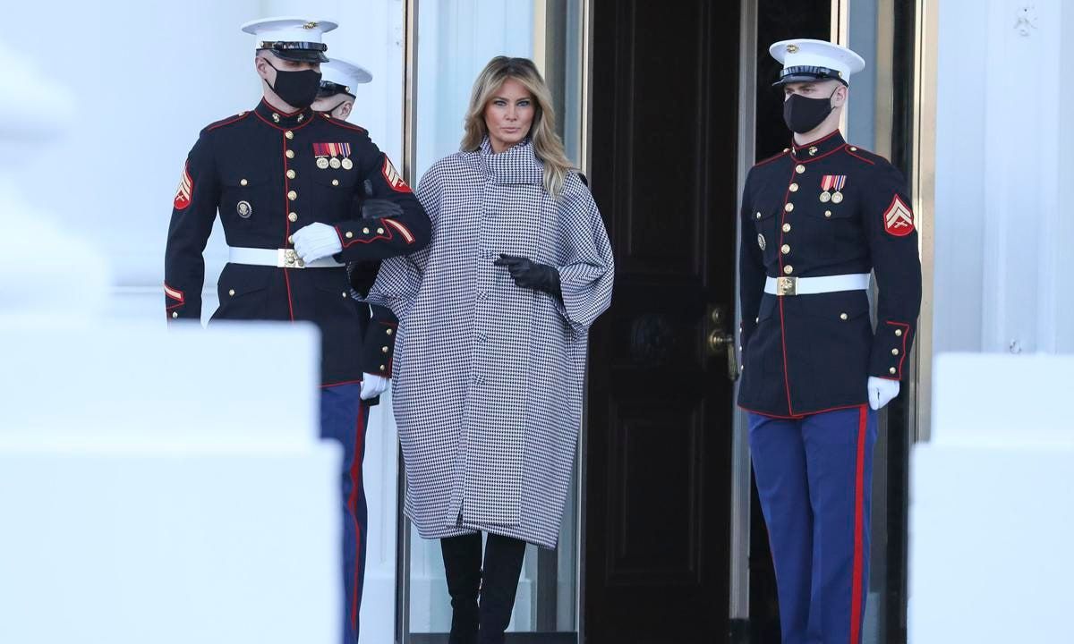 First Lady Melania Trump arrives to receive the White House Christmas tree