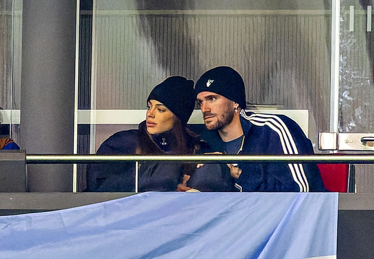 Tini Stoessel and Rodrigo de Paul during La Liga match Atletico de Madrid vs Elche at Civitas Metropolitano Stadium in Madrid on December 29th 2022