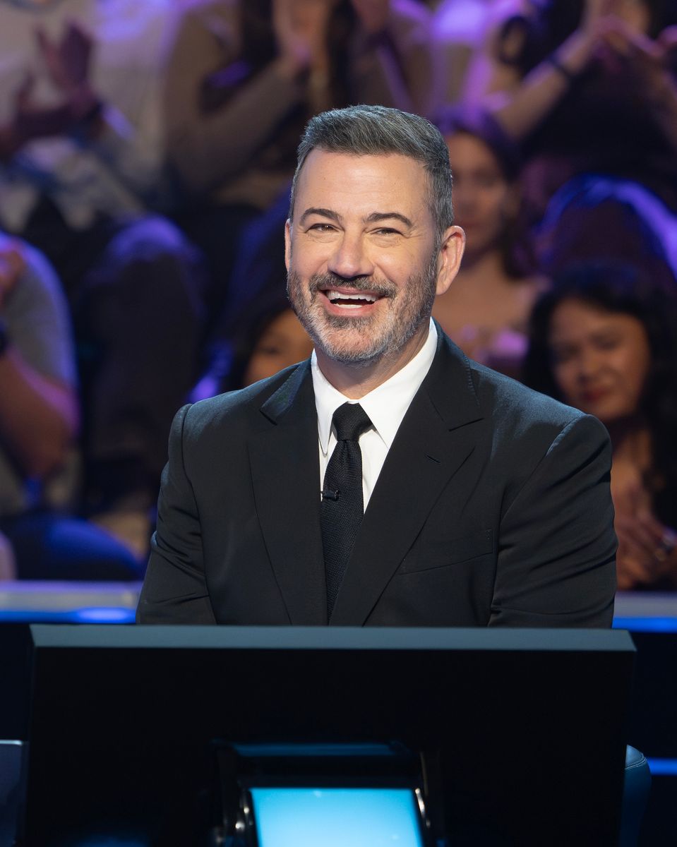 Although they still had both Ask the Host and Phone-a-Friend available, Affleck quickly realized Kimmel might actually be their greatest advantage