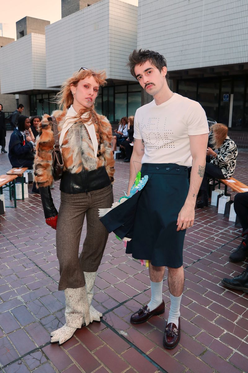 Fiona is a fashion stylist