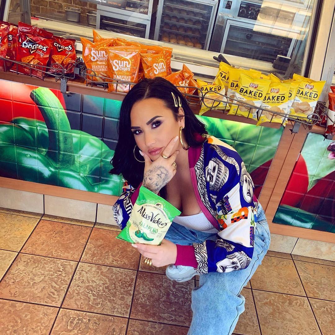 Demi Lovato, multiple tattoos