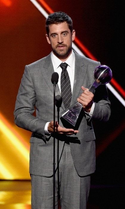 The NFL star accepted the "Best Play award" at The 2017 ESPYS at the Microsoft Theater on July 12, 2017 in L.A.
Photo: Kevin Winter/Getty Images