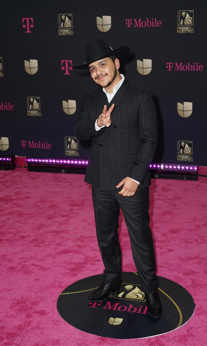 Premio lo Nuestro red carpet looks
