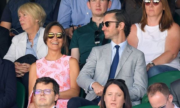 For the tennis date, Pippa opted for a pretty pink patterned shift dress and mirrored sunglasses.
<br>Photo: Getty Images