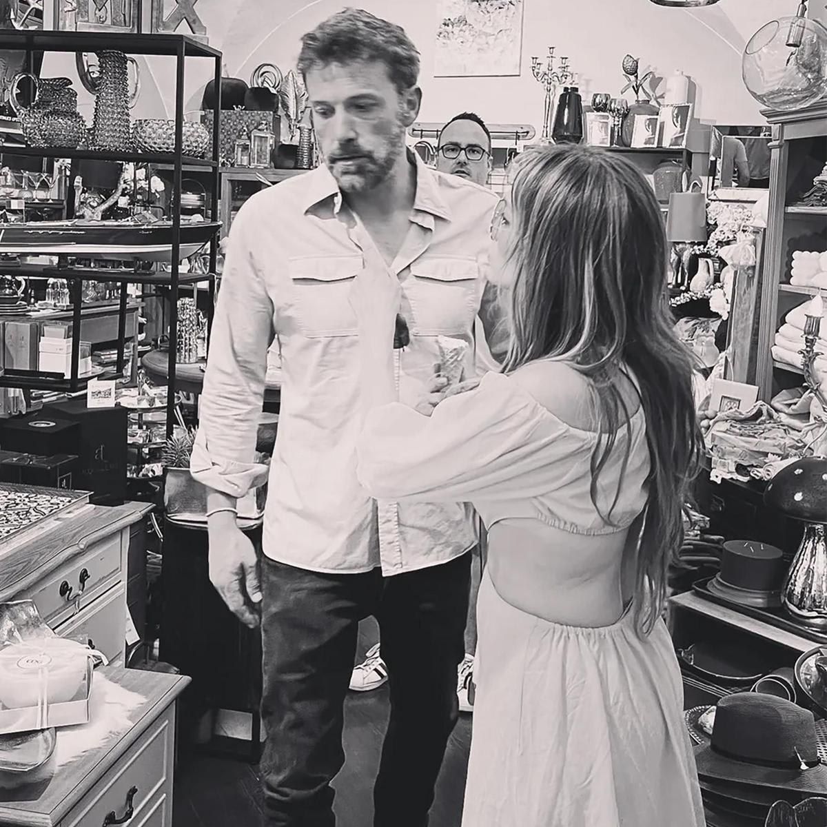 Jennifer Lopez and Ben Affleck shopping on their second honeymoon