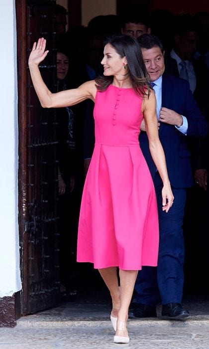 Queen Letizia receives touching gift at namesake awards