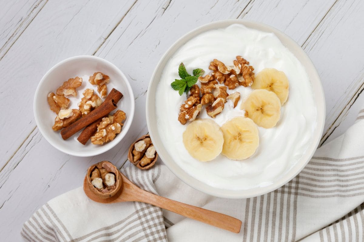 10 calcium-rich foods to strengthen your bones and muscles