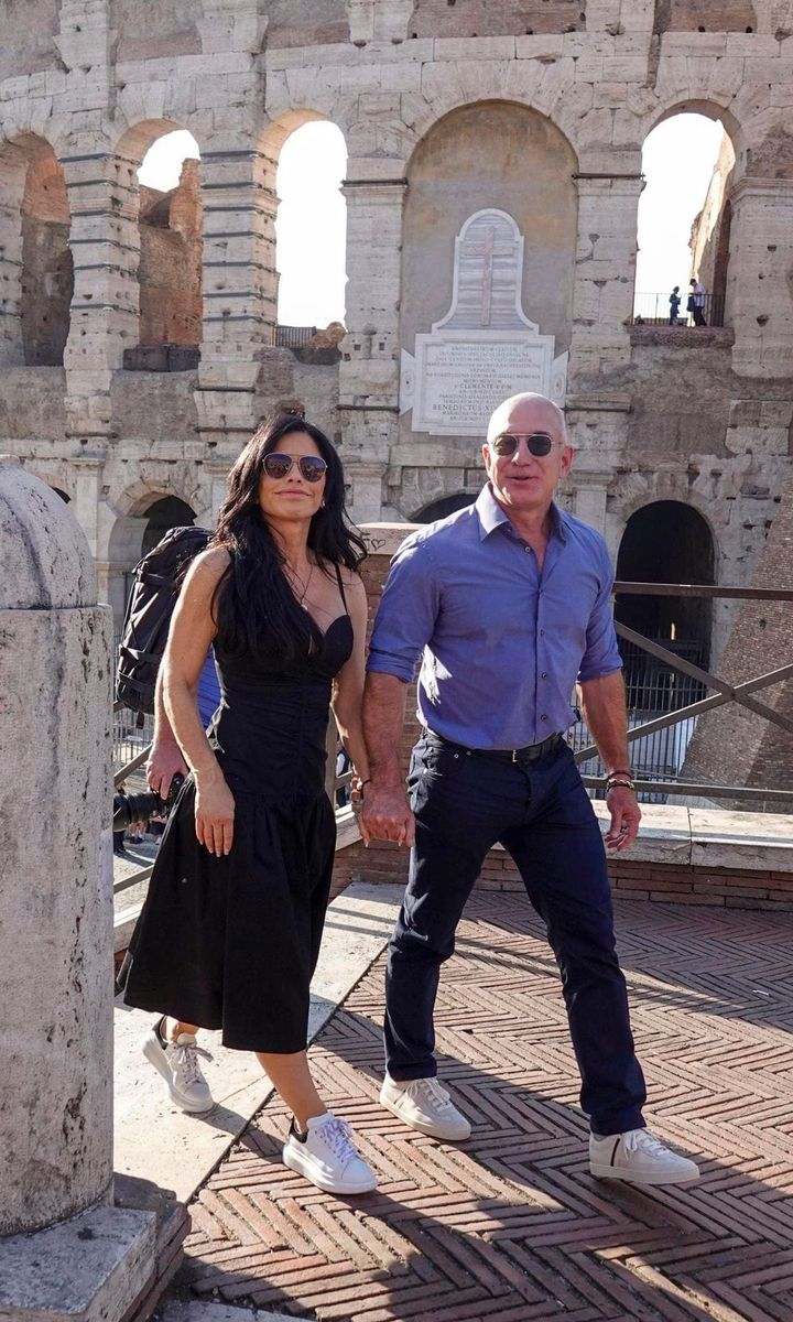 Jeff Bezos and Lauren Sanchez
