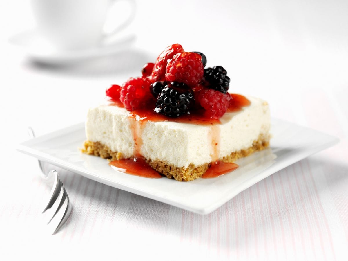 This no-bake keto cheesecake is proof that low-carb doesn't mean low-fun