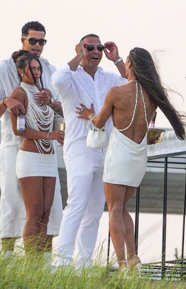 The affectionate outing comes just weeks after Rodriguez confirmed that he and longtime girlfriend Jaclyn Cordeiro had ended their relationship.