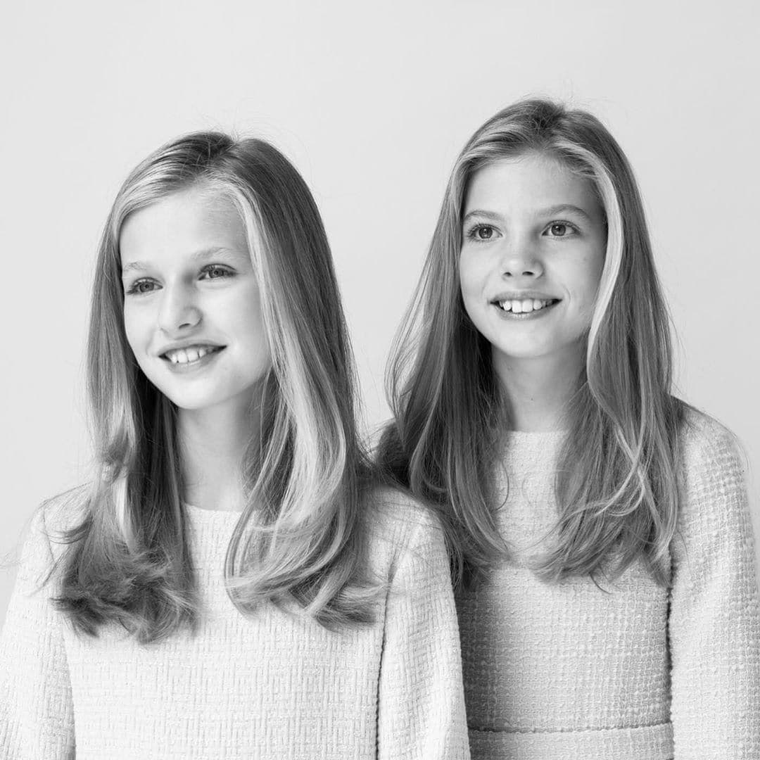 Spanish Royal family new official pictures Princess Leonor Princess Sofia