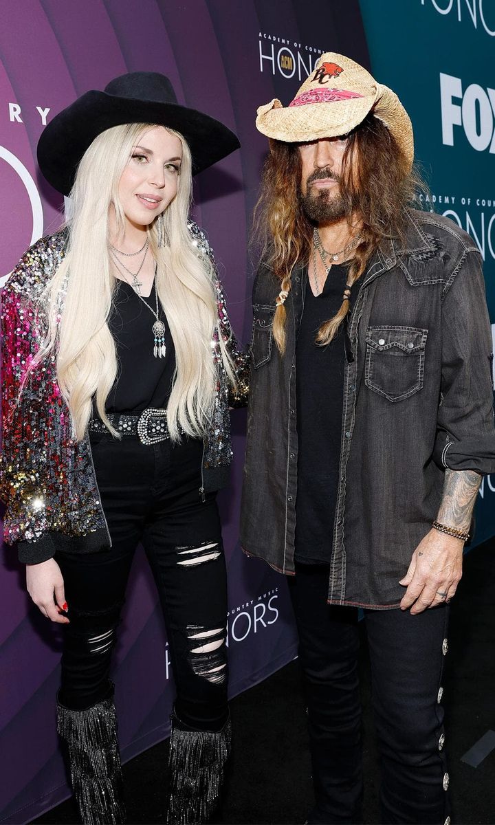 16th Annual Academy of Country Music (ACM) Honors – Red Carpet