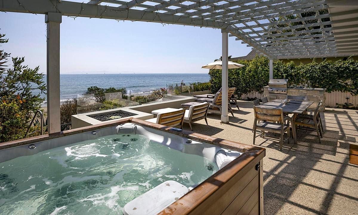 Chris Pratt and Katherine Schwarzenegger's summer beach rental