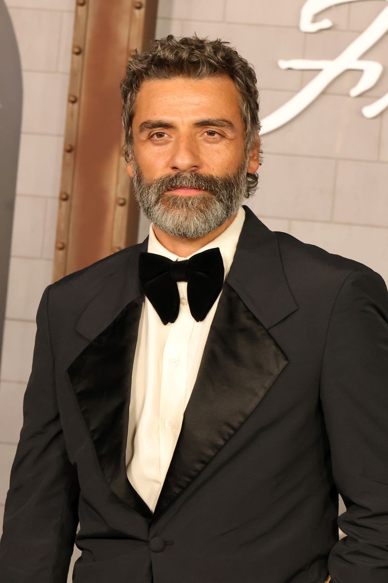Apart from the new menswear trend, Oscar Isaac quietly debuted what may be the most refined mullet. 