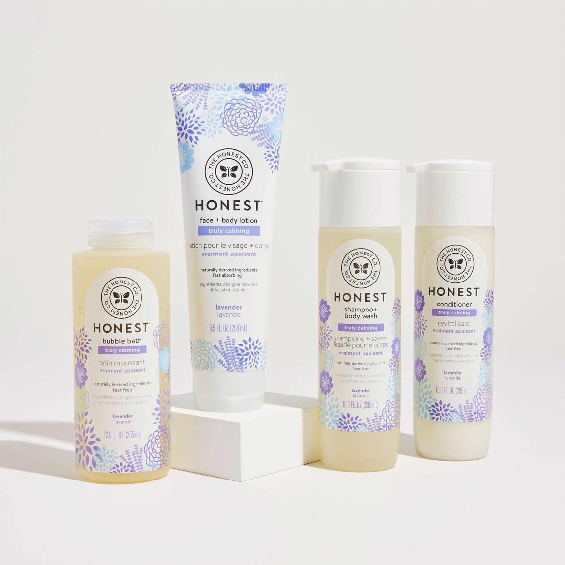 Honest beauty gift set