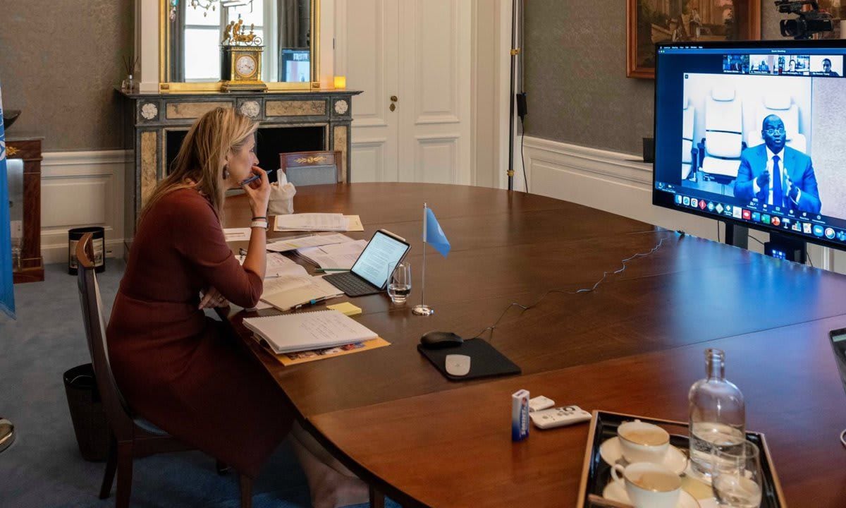 Queen Maxima was pictured barefoot while working remote