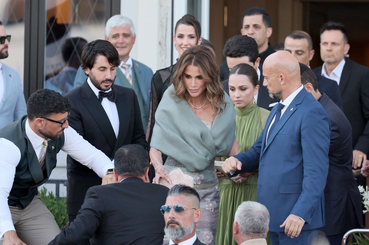 VENICE, ITALY - JUNE 27: Queen Rania al Abdullah of Jordan sighting at the Jeff Bezos and Lauren Sanchez Wedding on June 27, 2025 in Venice, Italy. (Photo by Ernesto S. Ruscio/GC Images)