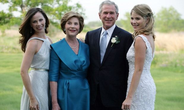 President George W. Bush and Laura Bush's twin daughters Jenna, right, and Barbara, left, penned a heartfelt letter to Malia and Sasha Obama.
Photo: Shealah Craighead/The White House via Getty Images