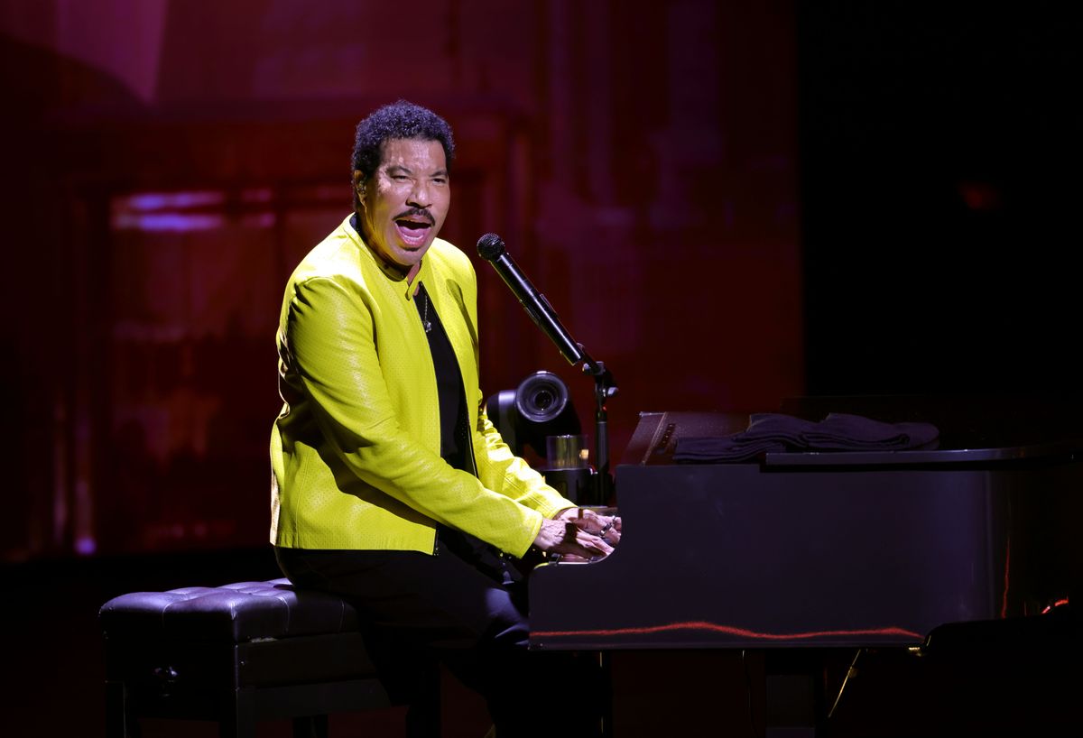 Lionel Richie has been on tour all summer