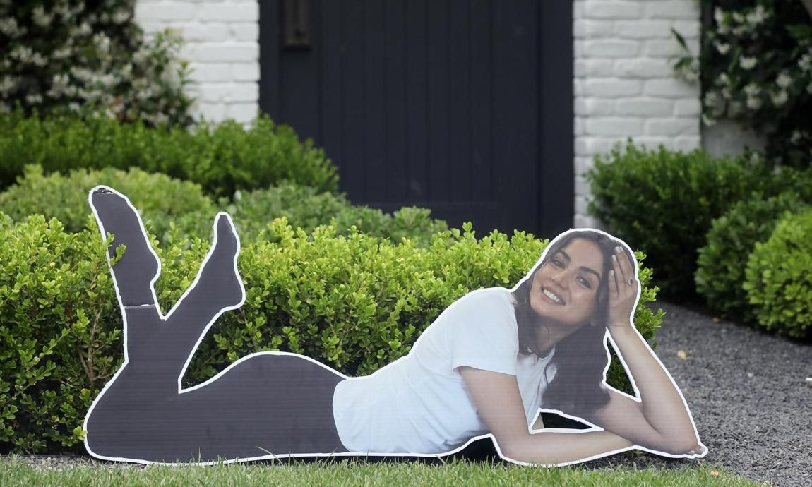 Ana de Armas cardboard cutout