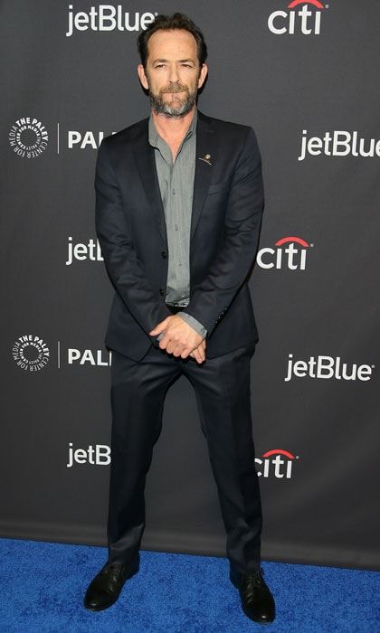 Luke Perry suffers stroke 