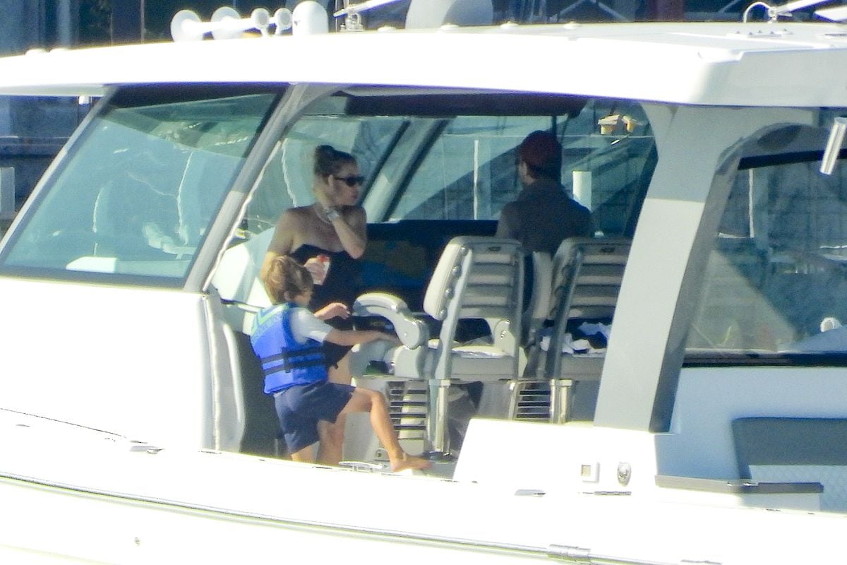 Iglesias was joined by his son and Anna Kournikova as the three took their yacht to explore Miami's bay area
