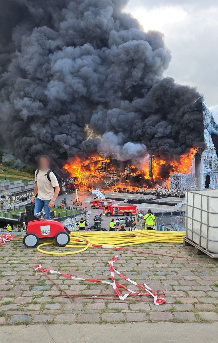Fire Destroys Tomorrowland's Main Stage Before Launch
