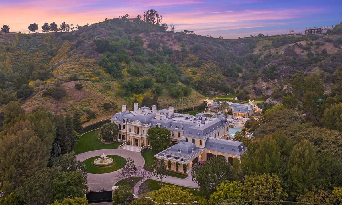 Celebrity Homes