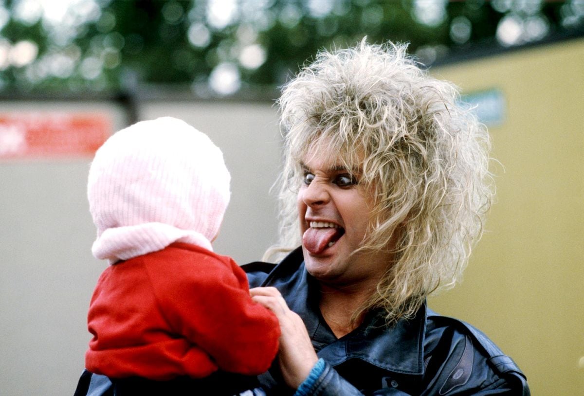 Ozzy Osbourne - 1980S, Ozzy Osbourne With Daughter Kelly (Photo by Brian Rasic/Getty Images) 
