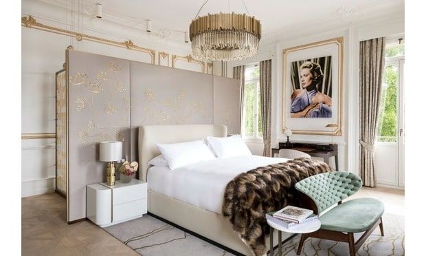Royal and Hollywood fans alike can get a taste of life as a princess by booking a stay in the special Grace Kelly suite at the Ritz Carlton Hotel de la Paix in Geneva. Formerly known as the Hotel de la Paix, the Switzerland resort notably hosted the Princess of Monaco in the late 1960s. More than fifty years later, the Ritz decided to pay homage to the icon with a newly refurbished suite, which includes fabulous decor inspired by Grace's gorgeous style.
Photo: Courtesy of The Ritz-Carlton Hotel de la Paix, Geneva
